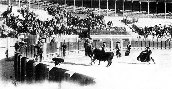 PLAZA DE TOROS. PICADOR CAUGHT BY THE BULL